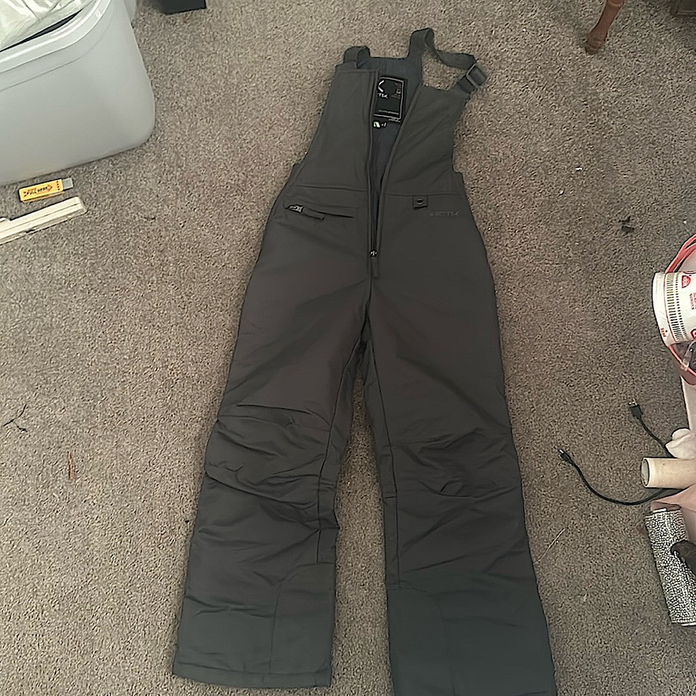 Boys hunting overalls. New without tags. Never worn